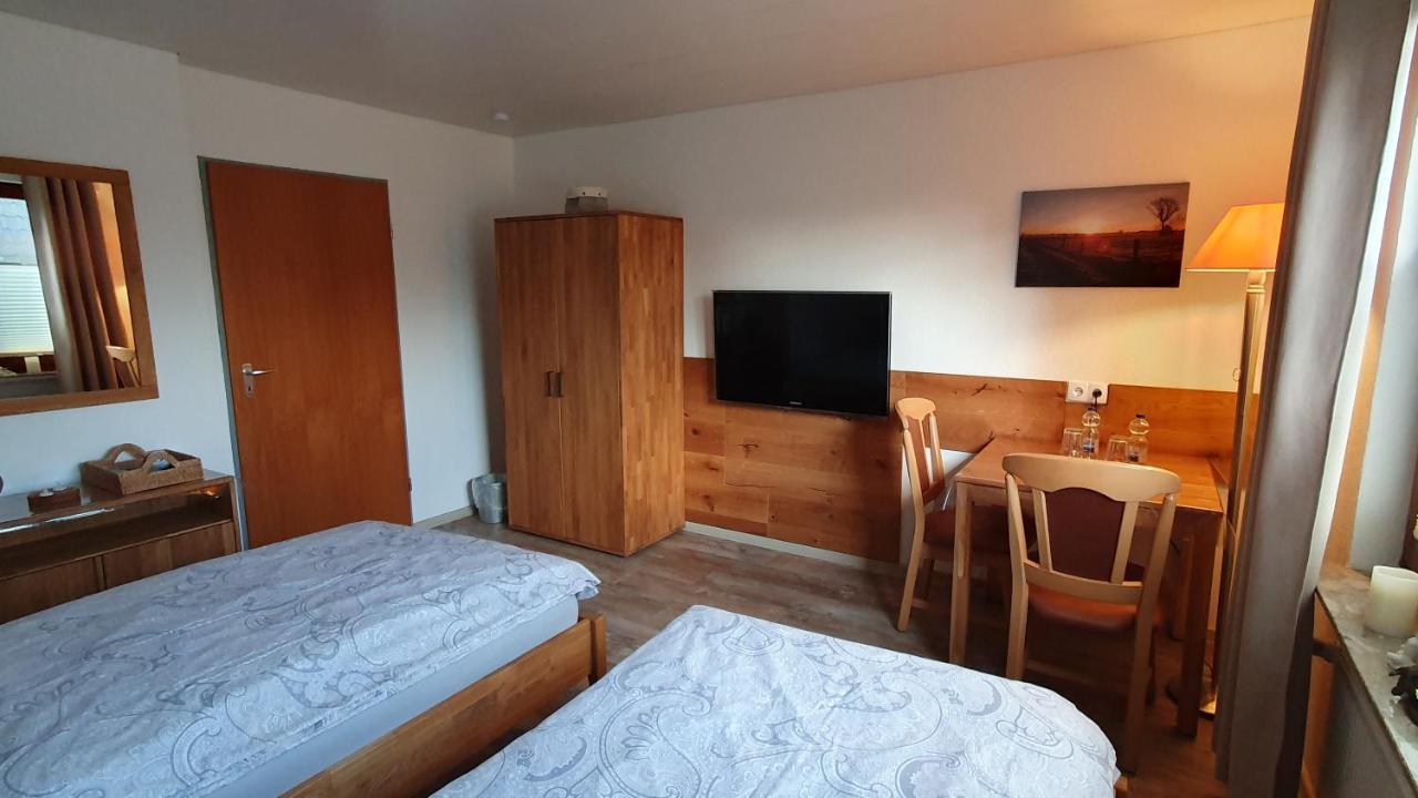 Ruhige Gaestesuite Mit Fruehstueck Rhauderfehn Exterior photo